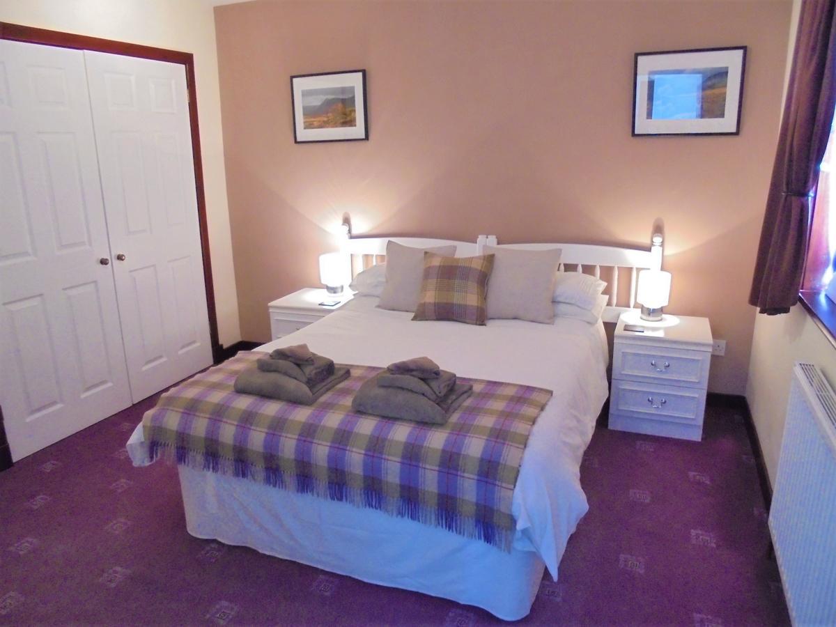 Serendipity Bed And Breakfast Dalchreichart Eksteriør bilde